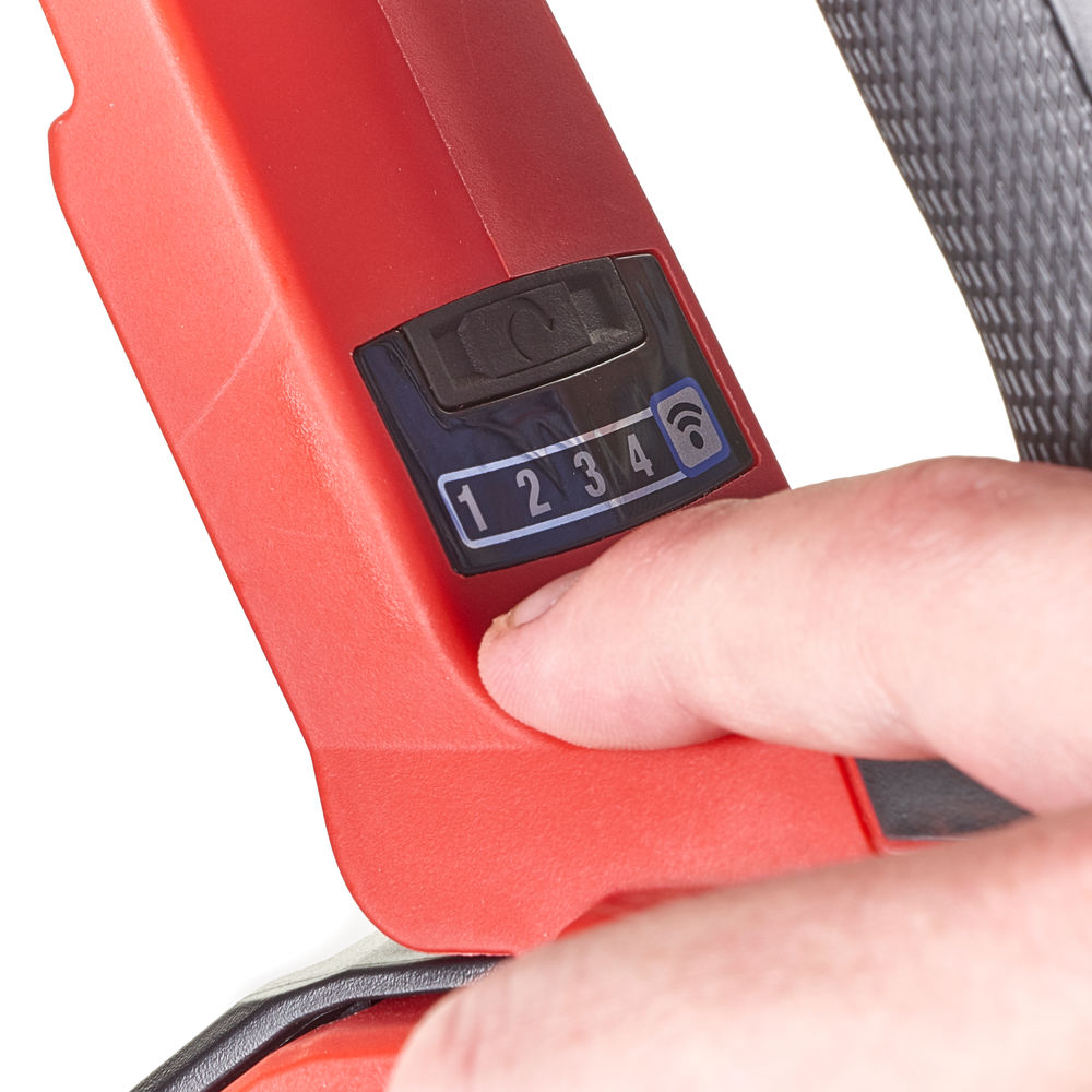 Llave de impacto de alto par M18 FUEL™ ONE-KEY™, recepción 1" con anillo de fricción, 4 modos, máximo par de apriete 2033Nm, máximo par de desapriete 2400Nm. Se suministra en versión cero, sin baterías ni cargador, en HD-box